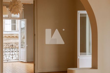 BORDEAUX CENTRE APPARTEMENT FAMILIAL - BALCONS ET VUES DÉG - Photo 2