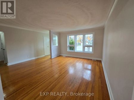 24 FULHAM STREET - Photo 3