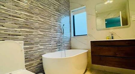 3 Bedroom + 2 Bathrooms Townhouse - Photo 5