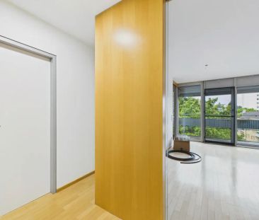 Helle 2 Zimmer mit großem Balkon - Photo 5