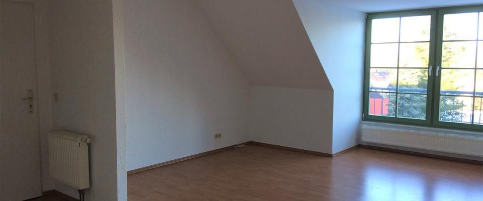 Eine 2-Zimmer-DG-Wohnung mit Ausblick und viel Charme in Brand Erbisdorf zu vermieten - Foto 1