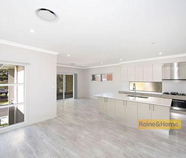 EXECUTIVE PROPERTY - Photo 1