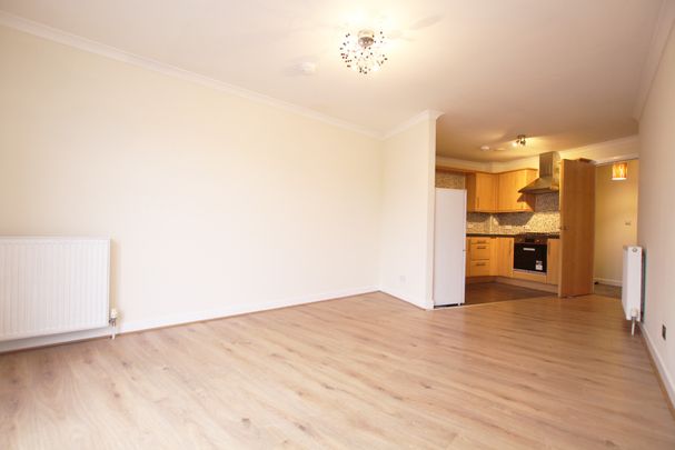 Saucel Crescent, Paisley, Renfrewshire - Photo 1