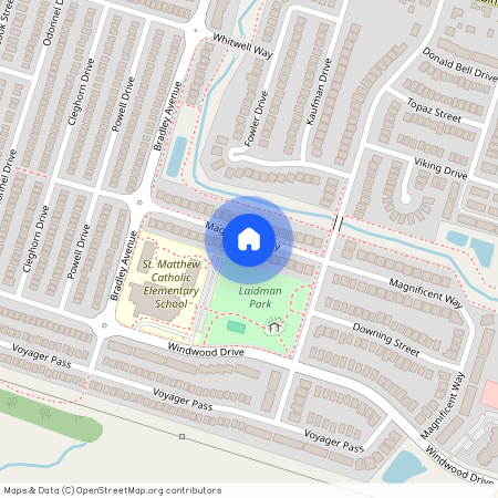 169 Magnificent Way, Hamilton