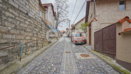 Casă individuală de închiriat | Șchei, Str. Măcin nr. 7 - Photo 4