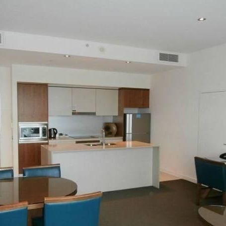 Furnished One Bedroom In Surfers Paradise! - Photo 1