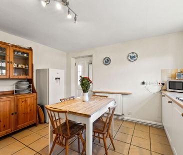 3 bedroom detached bungalow to rent - Photo 4