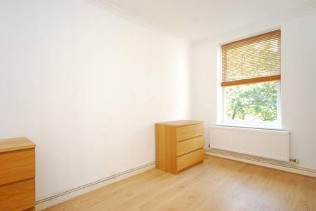 3 bedroom maisonette to rent - Photo 2