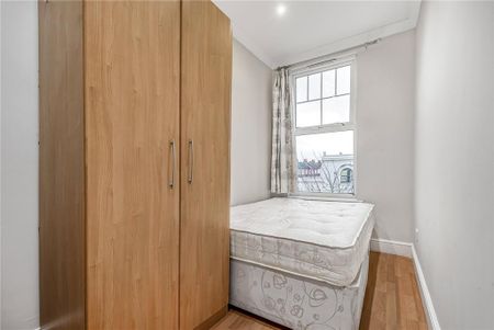 3 bedroom flat to rent - Photo 4