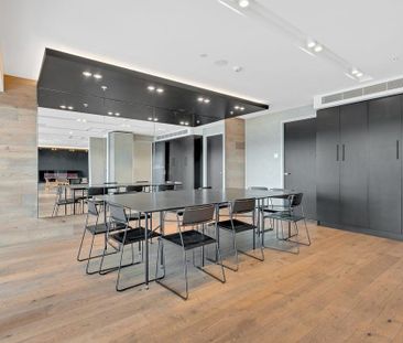 Stylish Apartment in an excellent Location! - Photo 4