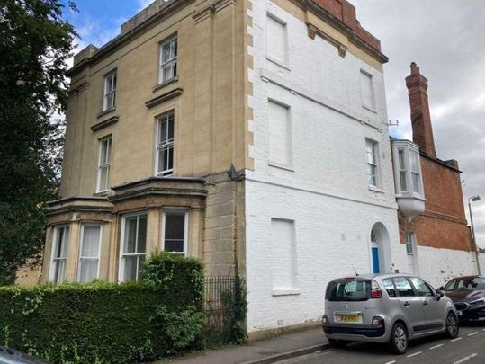 St. Johns House, Banbury, OX16 - Photo 1