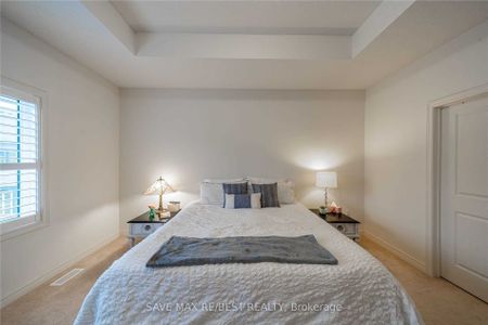 For Lease - 35 Conarty Crescent, Whitby, Ontario - Photo 4