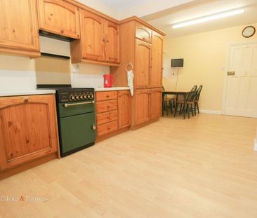 4 bedroom bungalow to rent - Photo 6
