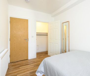 3 bedroom apartment to rent - Photo 1