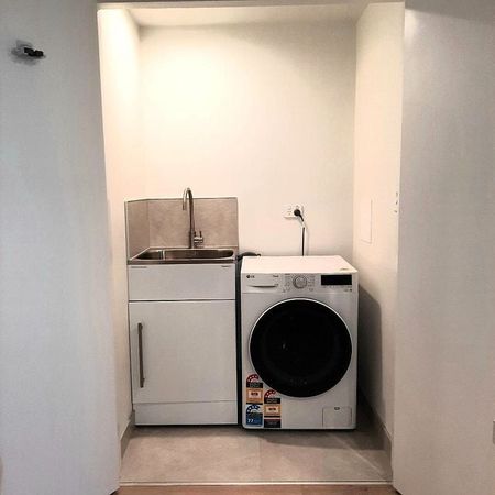 Ready to move in, stylish 2 bed townhouse - Photo 5