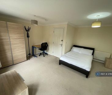 1 bedroom in a house share to rent - Photo 1