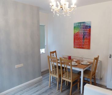 Room 1, Brooklands Grove, Crewe, CW1 - Photo 1