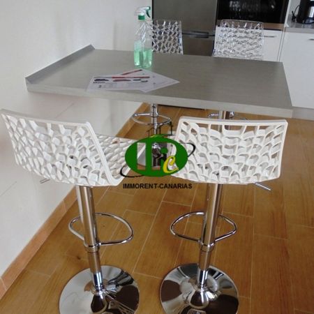 Various apartments in quiet complex with 1 and 2 bedrooms of various sizes on different floors - Photo 5