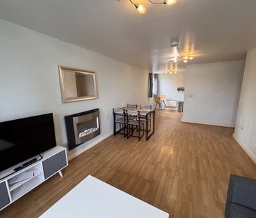 Jervaulx House, Lawrence Street - P10575 - Photo 2