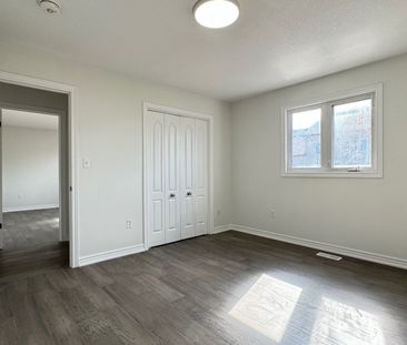 For Lease - 505 BRIDLEWREATH Court Unit# UPPER LvL, Kitchener, Ontario - Photo 3