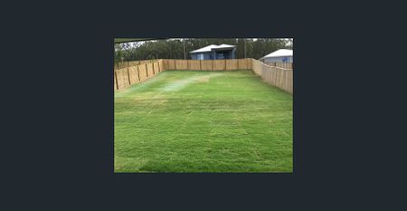 Family Home In Coomera Springs with several living areas and large yard - Photo 3