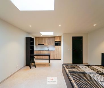 Gelijkvloers en gemeubelde studio te huur vlakbij Gent centrum - Foto 1