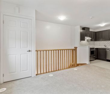 For Lease - 526 White's Hill Avenue Unit# B, Markham, Ontario - Photo 4