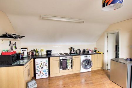 2 bedroom apartment to rent - Photo 3