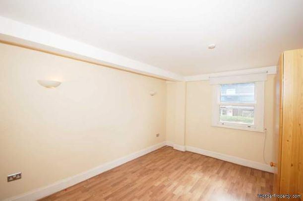 2 bedroom property to rent in London - Photo 1