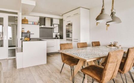 Grosszügige 5-Zimmer Wohnung an ruhiger Lage - Foto 4
