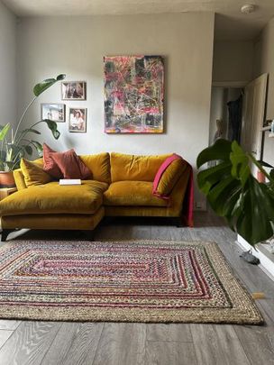 Lovely bright double room available - Photo 1