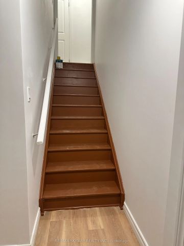 19 Dolomite Drive #Basement - Photo 5