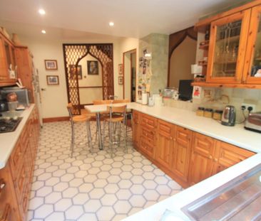 Studio Flat, Palmerston Crescent, N13 - Photo 3