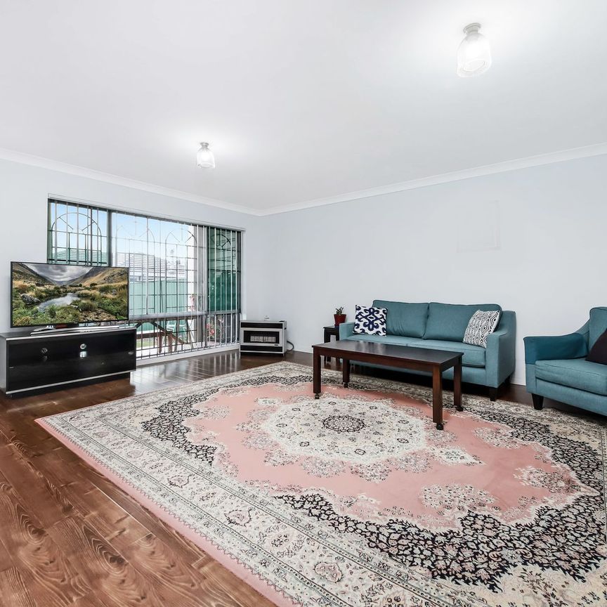 Experience the Perfect Blend of Comfort and Style at 23 Beatrice Street, Lidcombe NSW - Rent this Beautiful House Today! - Photo 1