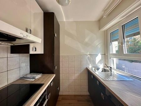 2.5p idéalement situé - Photo 3