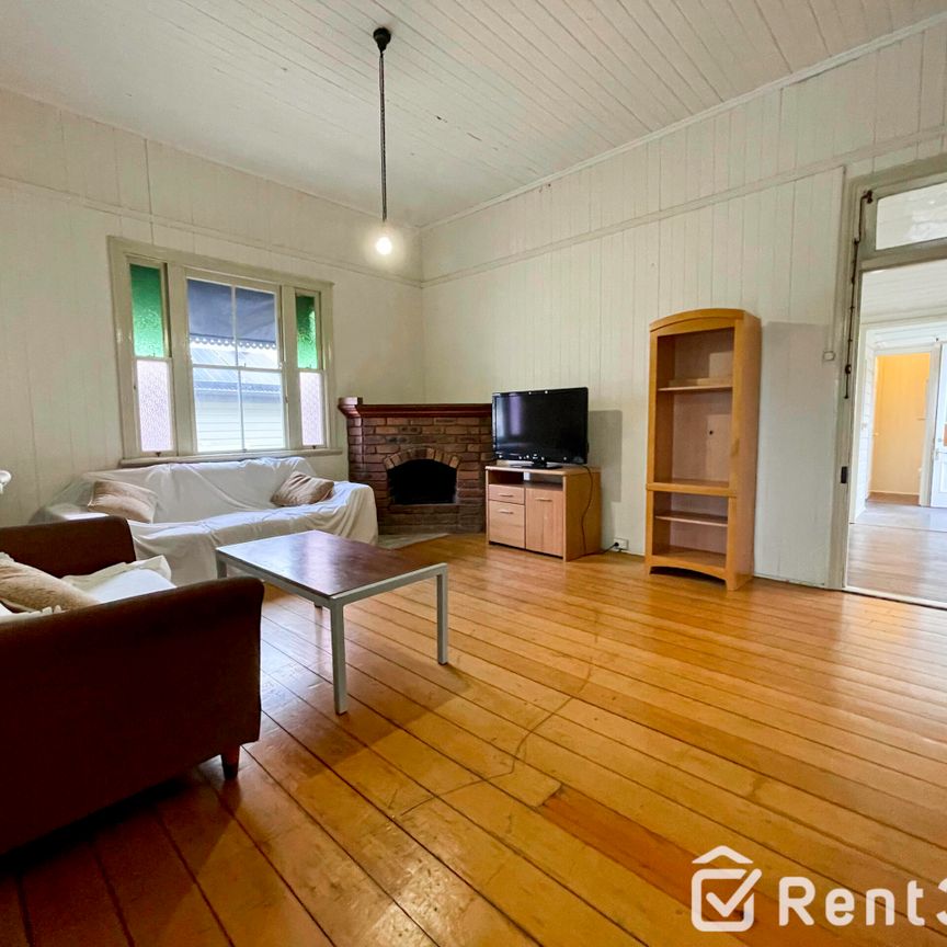 82 Deighton Road, 4102 QLD, Dutton Park - Photo 1