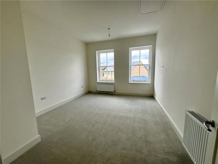 2 bedroom terraced house to rent - Photo 3