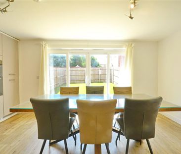 6 bedroom semi-detached house to rent - Photo 1