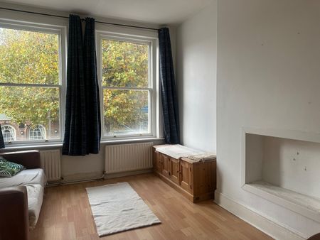 2 Bed Flat, Netherwood Road, W14 - Photo 2