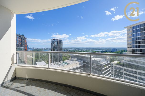 Breathtaking Three-Bedroom Apartment Located in the Central Area of St Leonards with Impeccable View - Photo 1