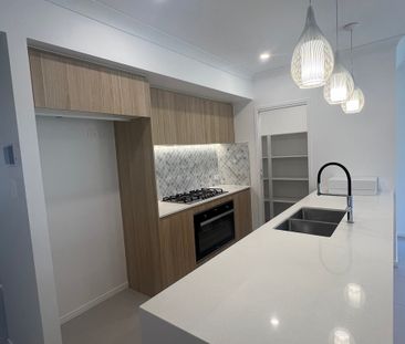 Brand New Contemporary Family Home - Photo 1