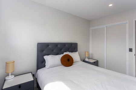 NEW BUILD 2024 – Student accommodation Opposite UC - Photo 2