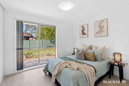 Beautifully Renovated 3-Bedroom Home in McKellar - Photo 5