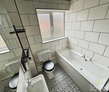 2 bedroom semi-detached house to rent - Photo 5