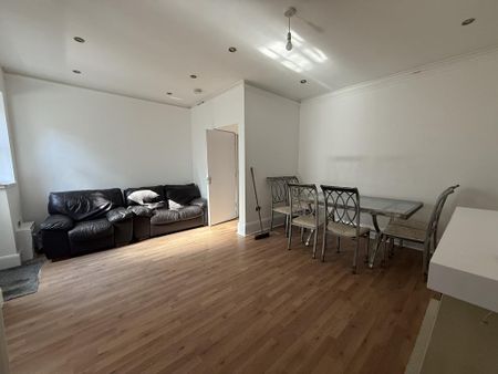 5 bedroom property to rent - Photo 2