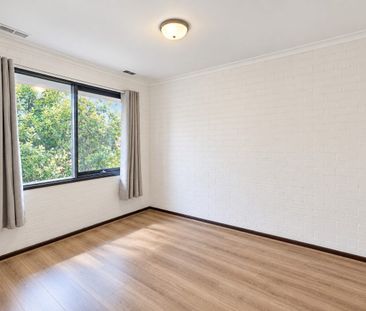 2 BEDROOM APARTMENT IN THE HEART OF DANDENONG!!! - Photo 3