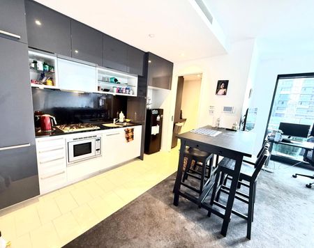 4203/7 Riverside Quay - Photo 3