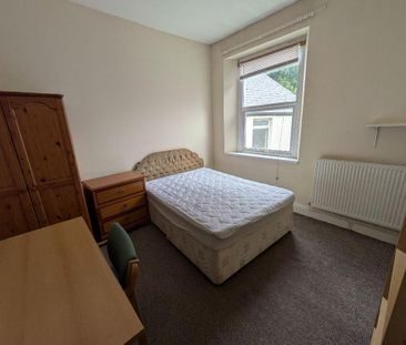 6 bedroom terraced house to rent - Photo 3