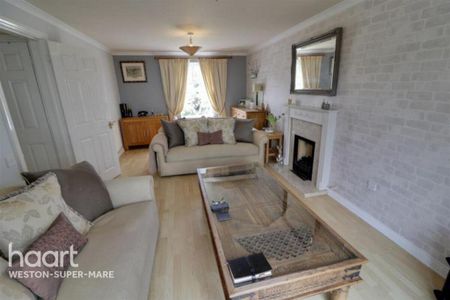 3 bedroom detached house to rent - Photo 5