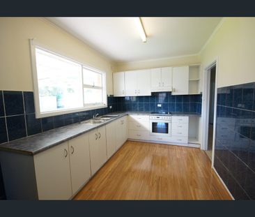 3 Bedroom Home - Photo 6